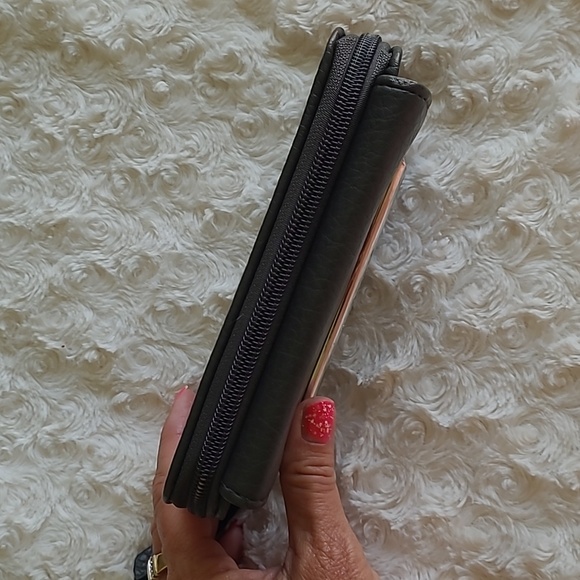 Enzo Angiolini dark gray wallet. Has change pocket & 6 card pockets inside. - Picture 5 of 16